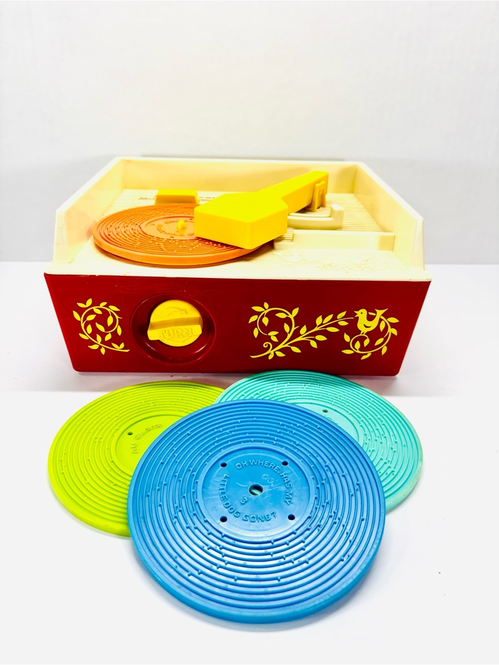 Fisher-Price Music Box Record Player #995 With 4 Records 1971 Vintage Tested!